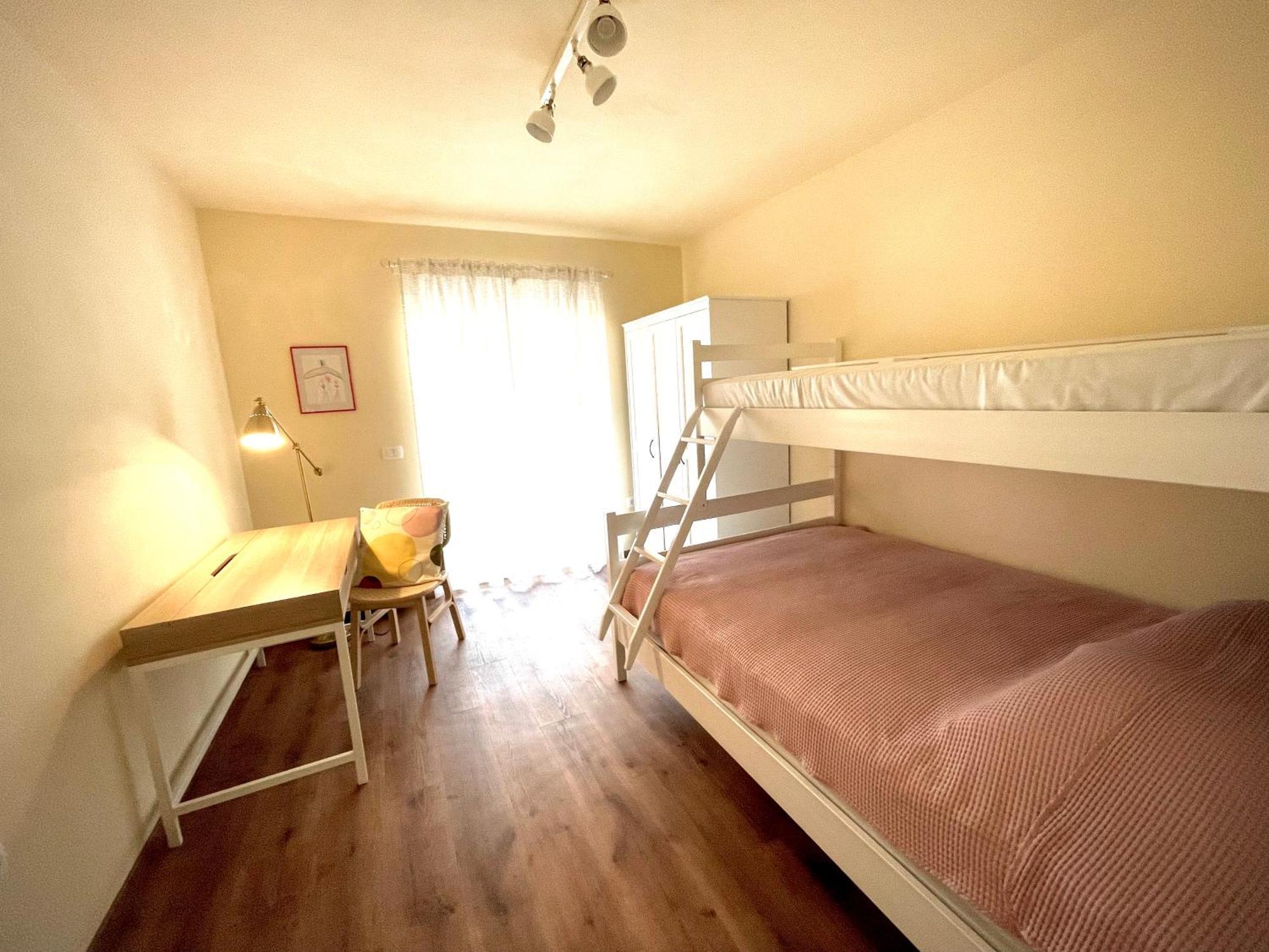 מדולין Appartments Smrikve מראה חיצוני תמונה